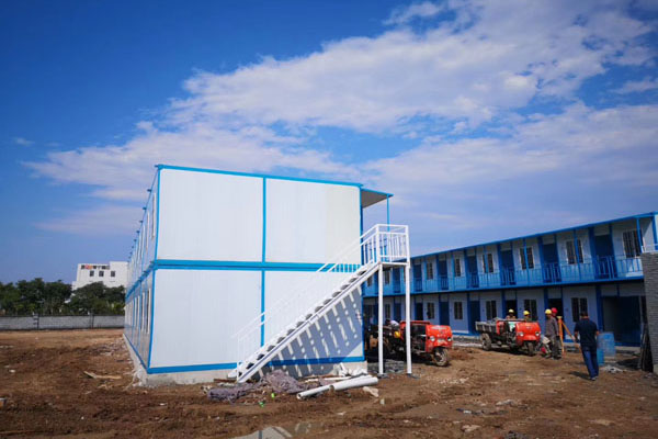 活動(dòng)板房廠家分享門窗具體安裝方法技巧 活動(dòng)板房廠家分享門窗具體安裝方法技巧